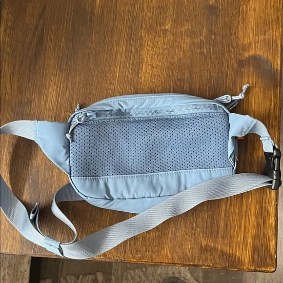 High Coast Hip Pack - Dawn Blue - Picture 4 of 4